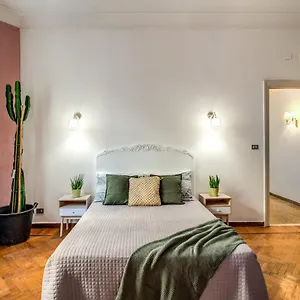Fresh House Colosseo Rzym